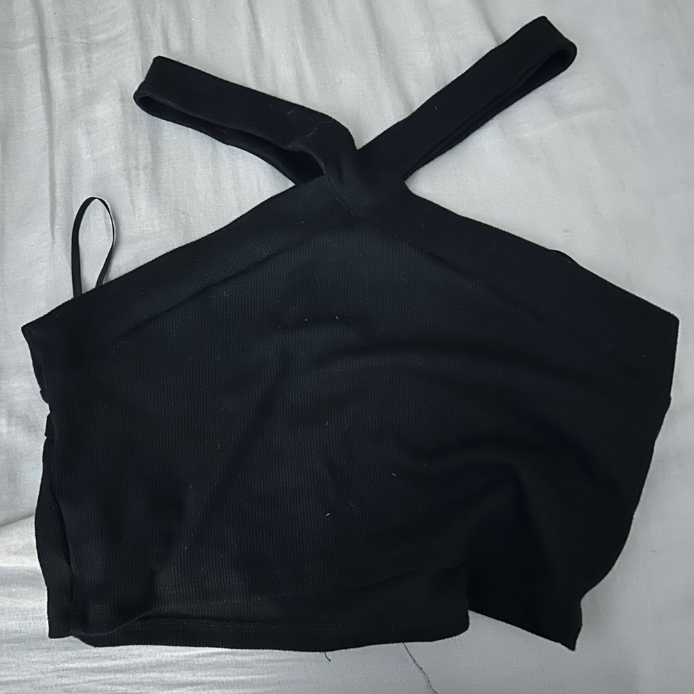 crossneck crop top